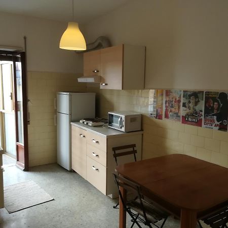Отель In Roma Life Экстерьер фото