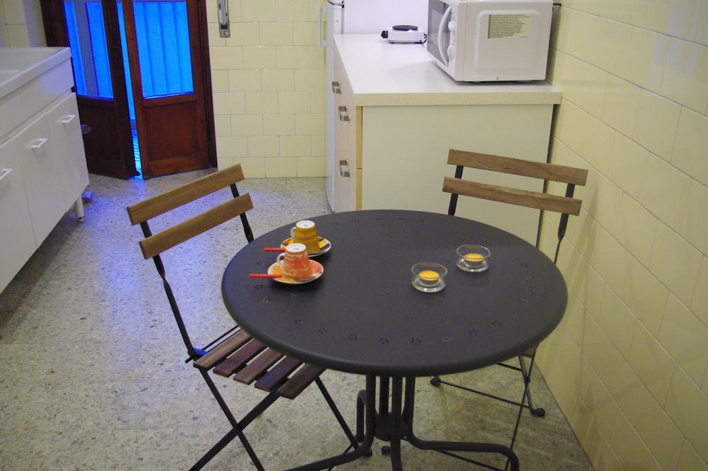 Отель In Roma Life Экстерьер фото